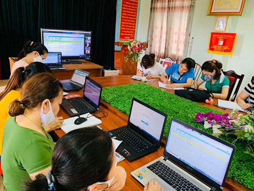 Trường mầm non Kim Lan tham dự tập huấn online sử dụng phần mềm quản lý KHGD cho trẻ mầm non